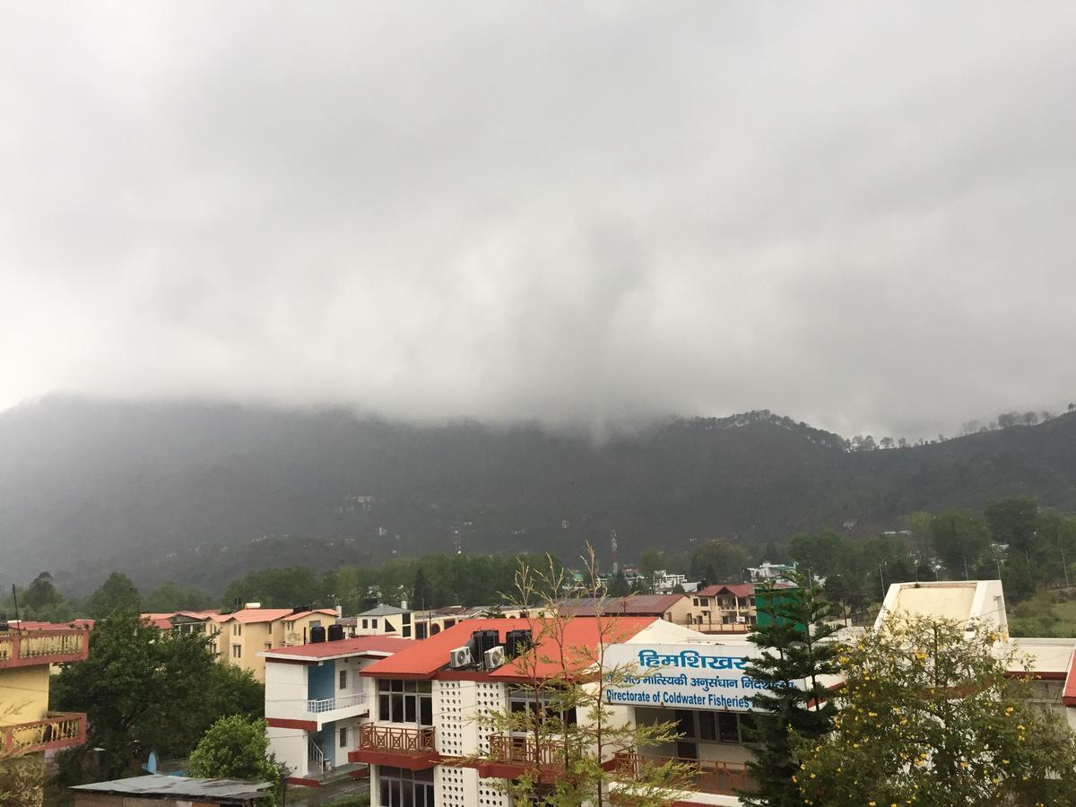Greenwood Hotel Bhimtal Exterior photo