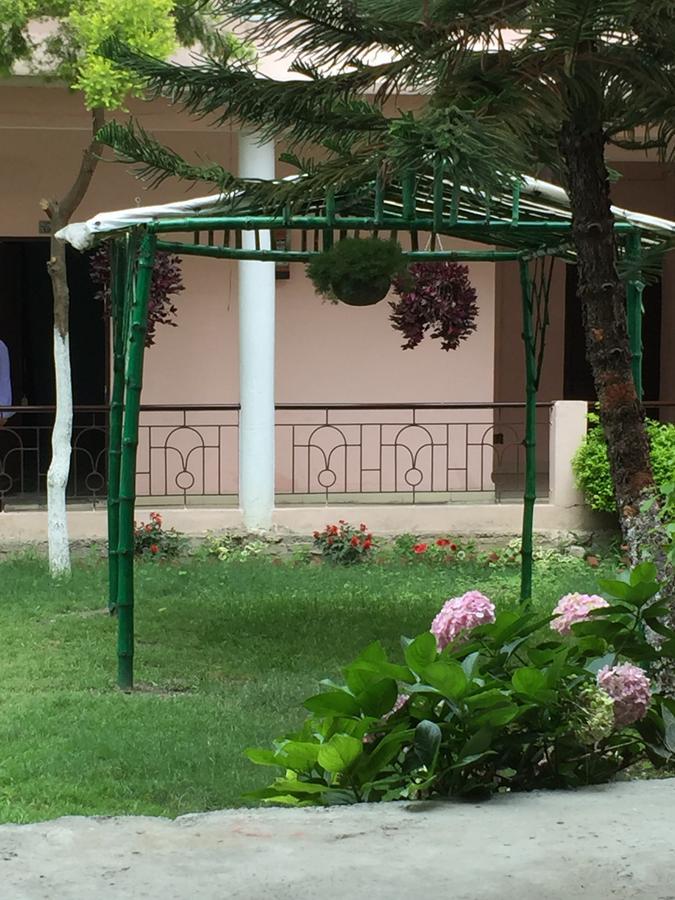 Greenwood Hotel Bhimtal Exterior photo