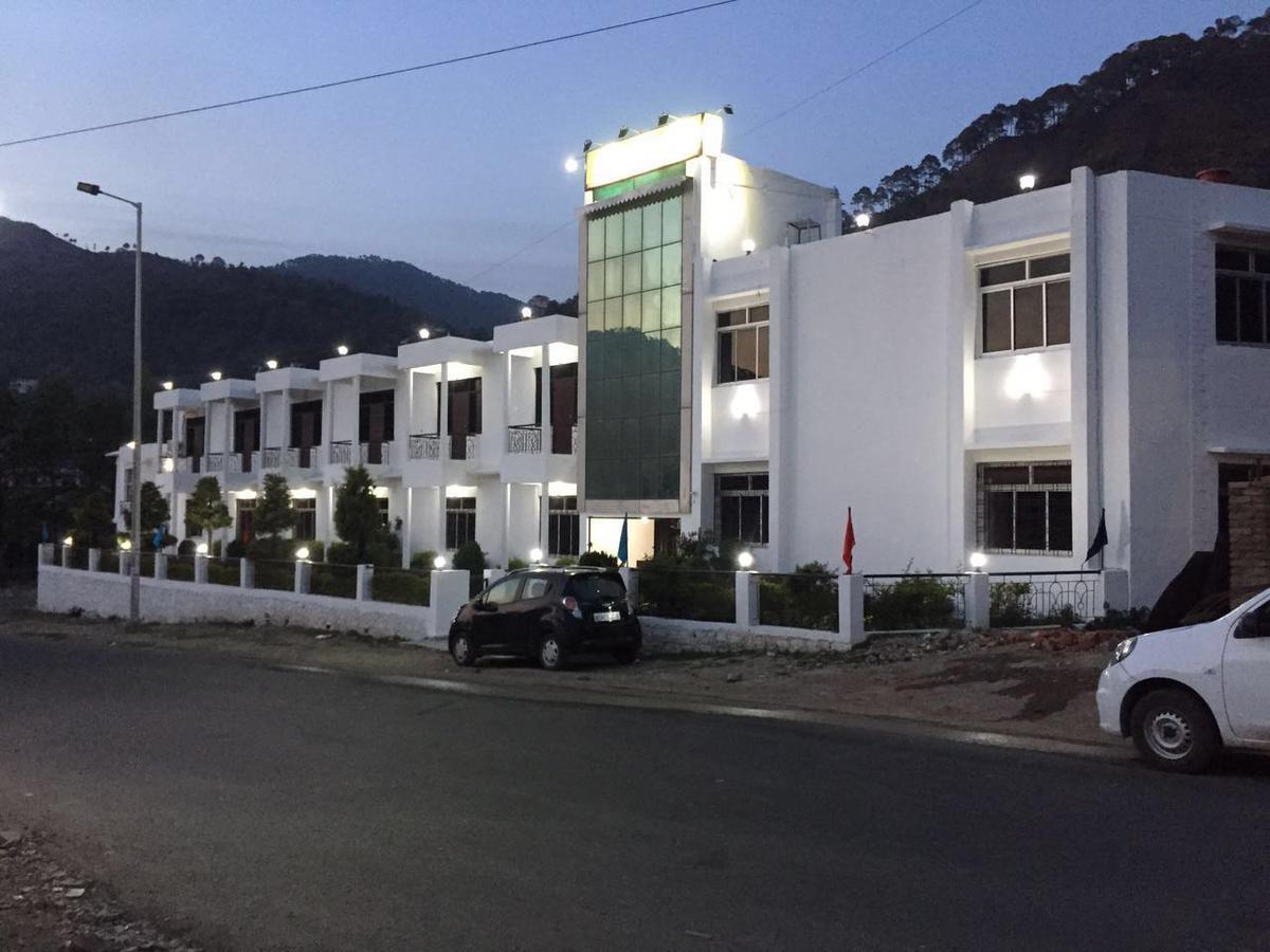 Greenwood Hotel Bhimtal Exterior photo